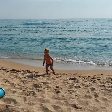 Sea Wolf луксозен с панорамна гледка към морето климатик с нова напълно оборудвана кухня отделна баня с тоалетна гледка към басейна на 30 м от плажа паркинг към хотела навсякъде близо Apartament Łozenec