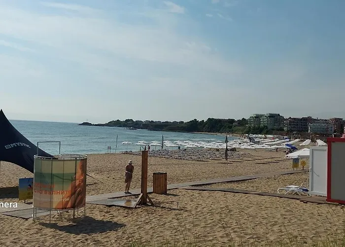 Sea Wolf луксозен с панорамна гледка към морето климатик с нова напълно оборудвана кухня отделна баня с тоалетна гледка към басейна на 30 м от плажа паркинг към хотела навсякъде близо Апартаменты *